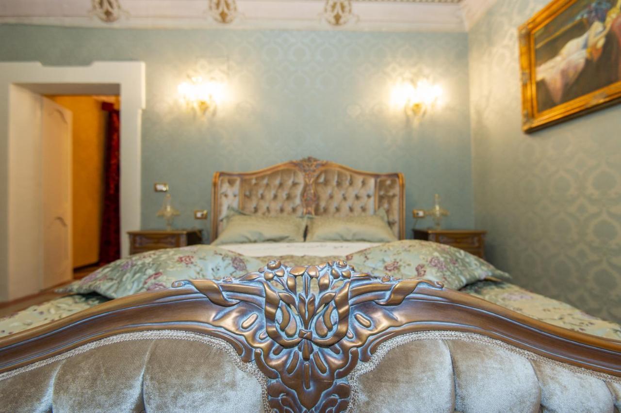Palazzo Tilli Casoli  Εξωτερικό φωτογραφία